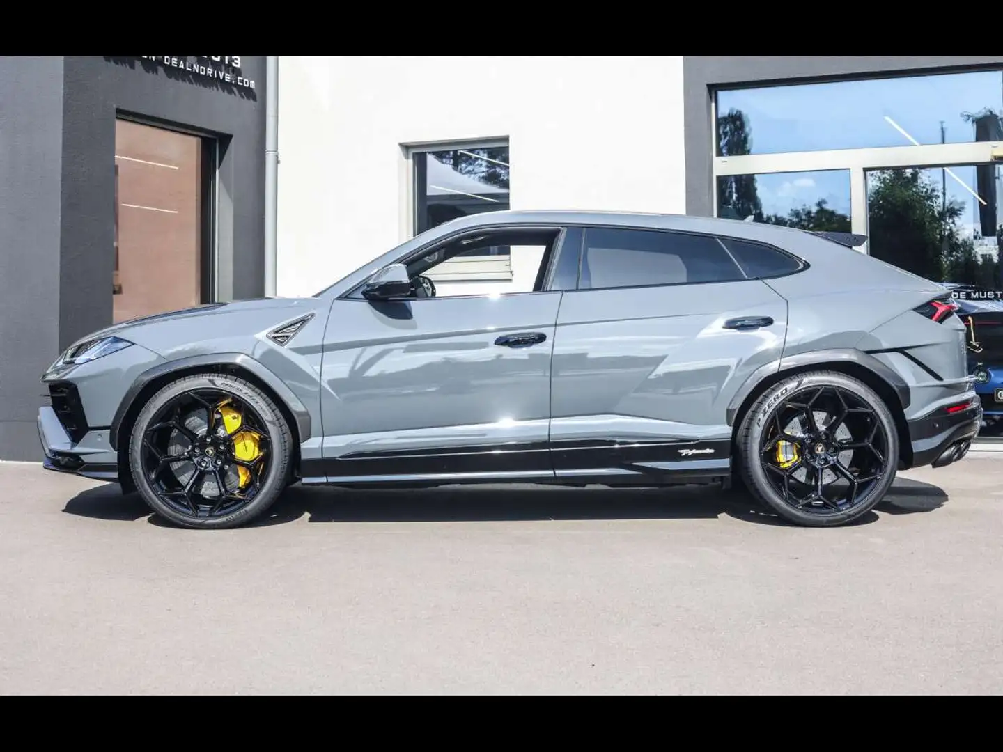 Lamborghini Urus PERFORMANTEAKRAPOVICGRIGIO TELESTOCARBONPANO Gris - 2