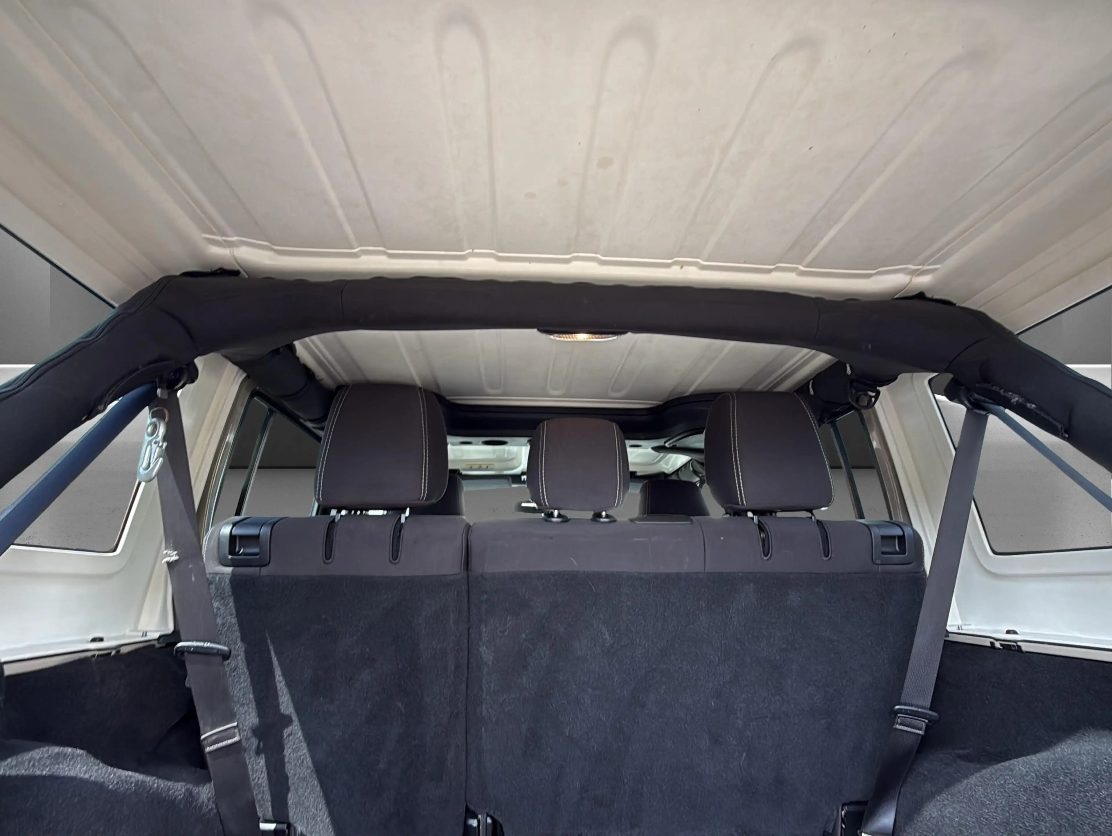 Jeep Wrangler Sahara*Alpine Premium*Hardtop und Soft. — photo 12