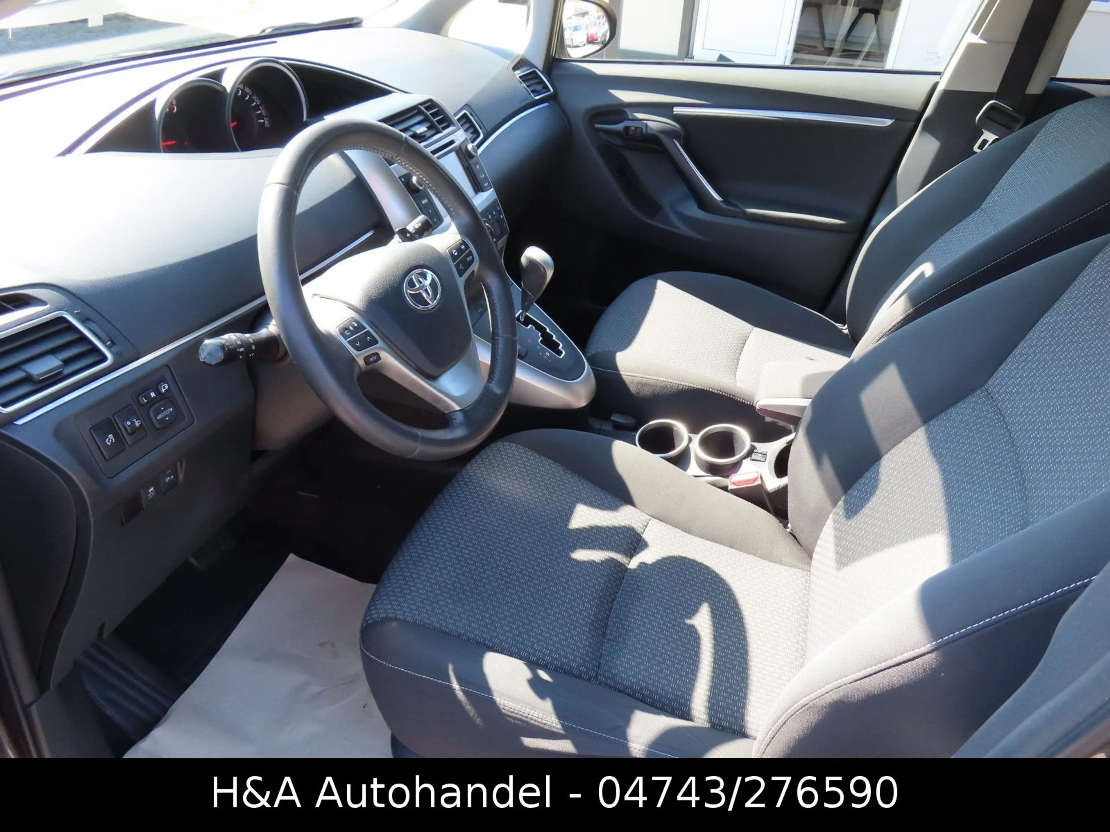 Toyota Verso Life — photo 11