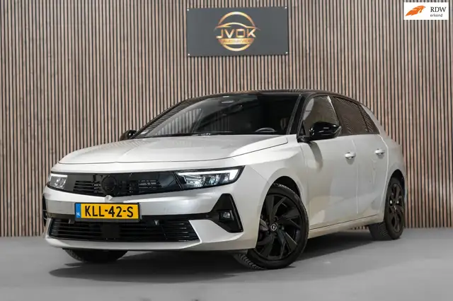 2023 Opel Astra in Grey for sale