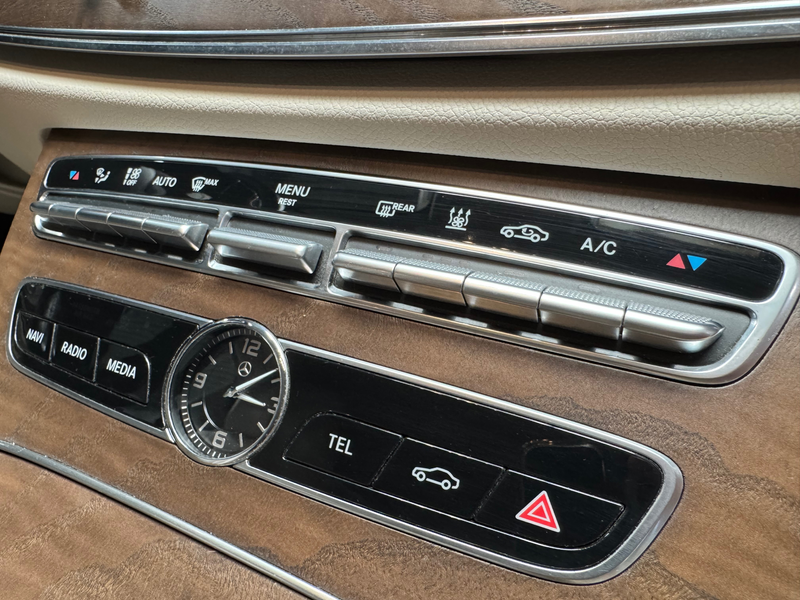 Mercedes-Benz E 220 E 220 d  T AHK Standheizung Burm Memory Wide Night — photo 15