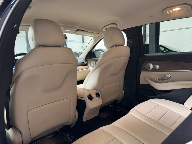 Mercedes-Benz E 220 E 220 d  T AHK Standheizung Burm Memory Wide Night — photo 11