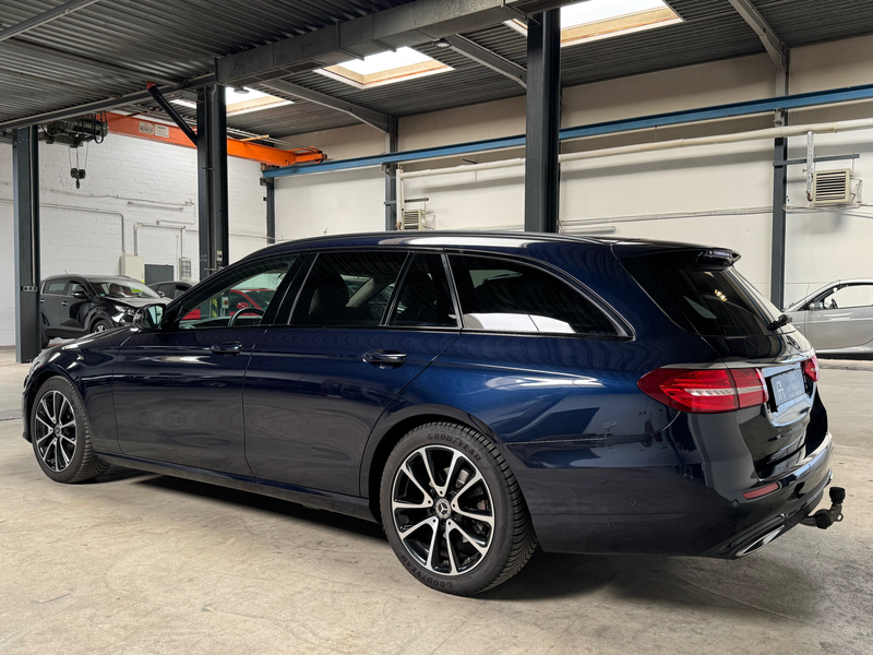 Mercedes-Benz E 220 E 220 d  T AHK Standheizung Burm Memory Wide Night — photo 5