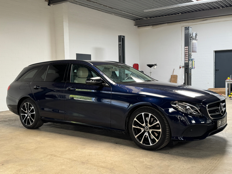Mercedes-Benz E 220 E 220 d  T AHK Standheizung Burm Memory Wide Night — photo 3