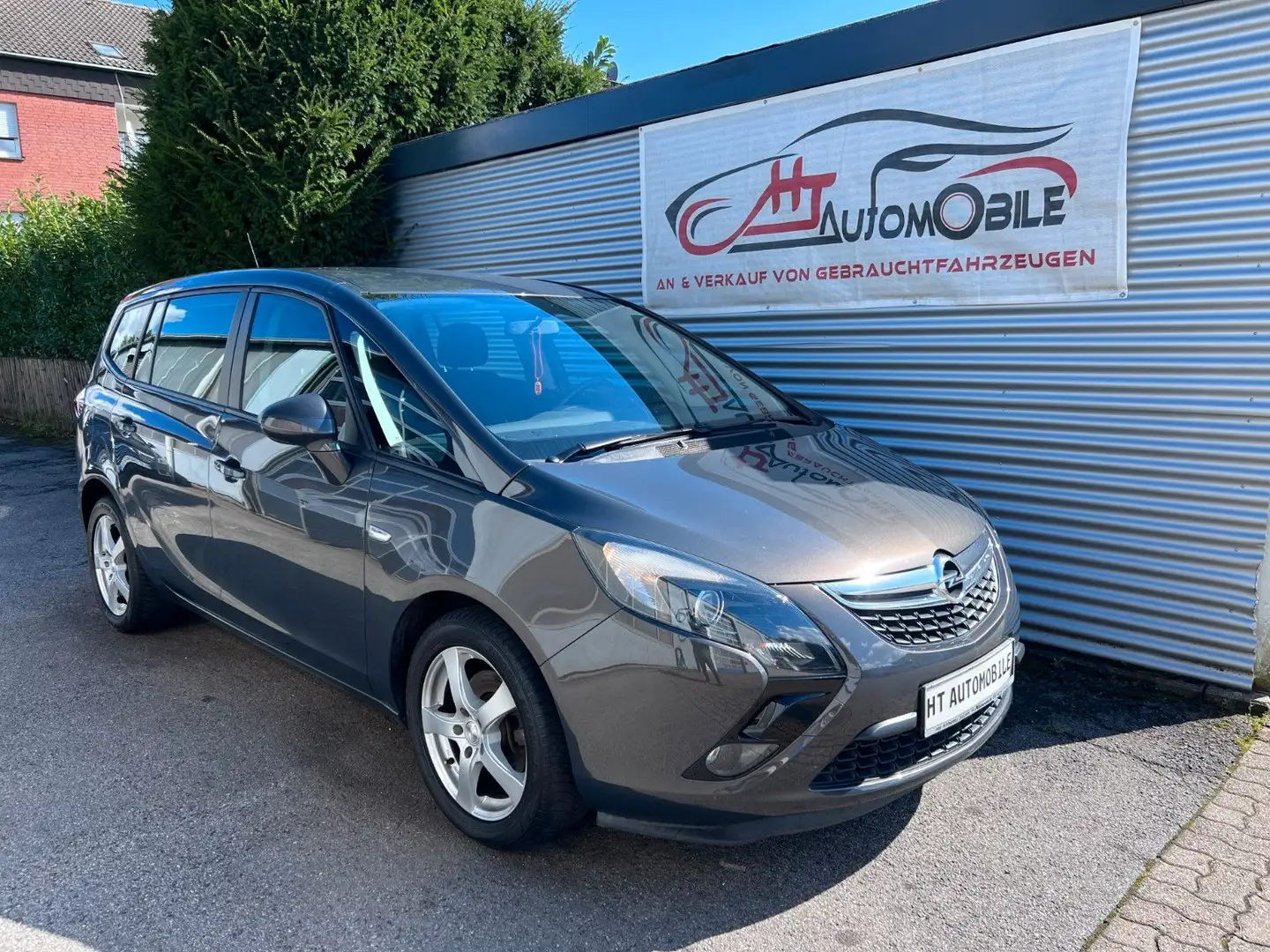 Opel Zafira Tourer 1.4 Turbo Edition ..SITZHEIZUNG.. - 1