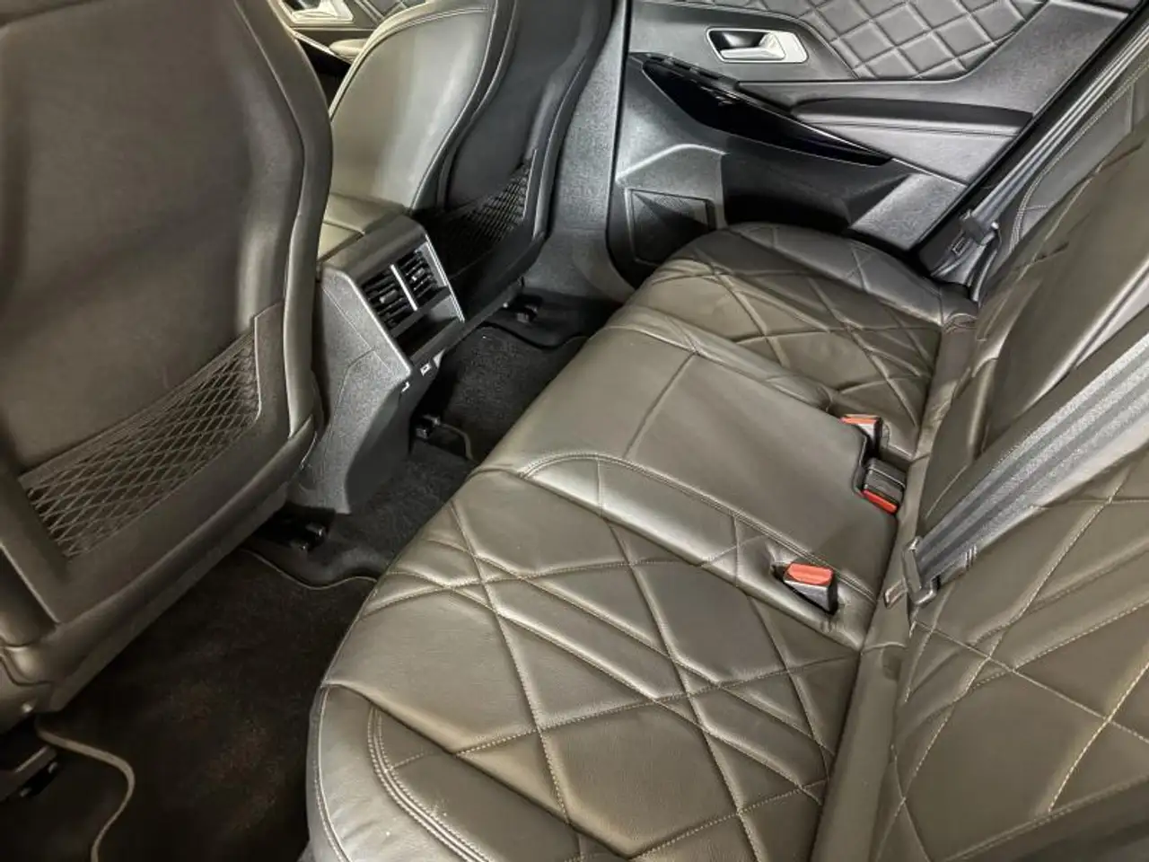 DS Automobiles DS 7 Crossback 2022 — фото 8