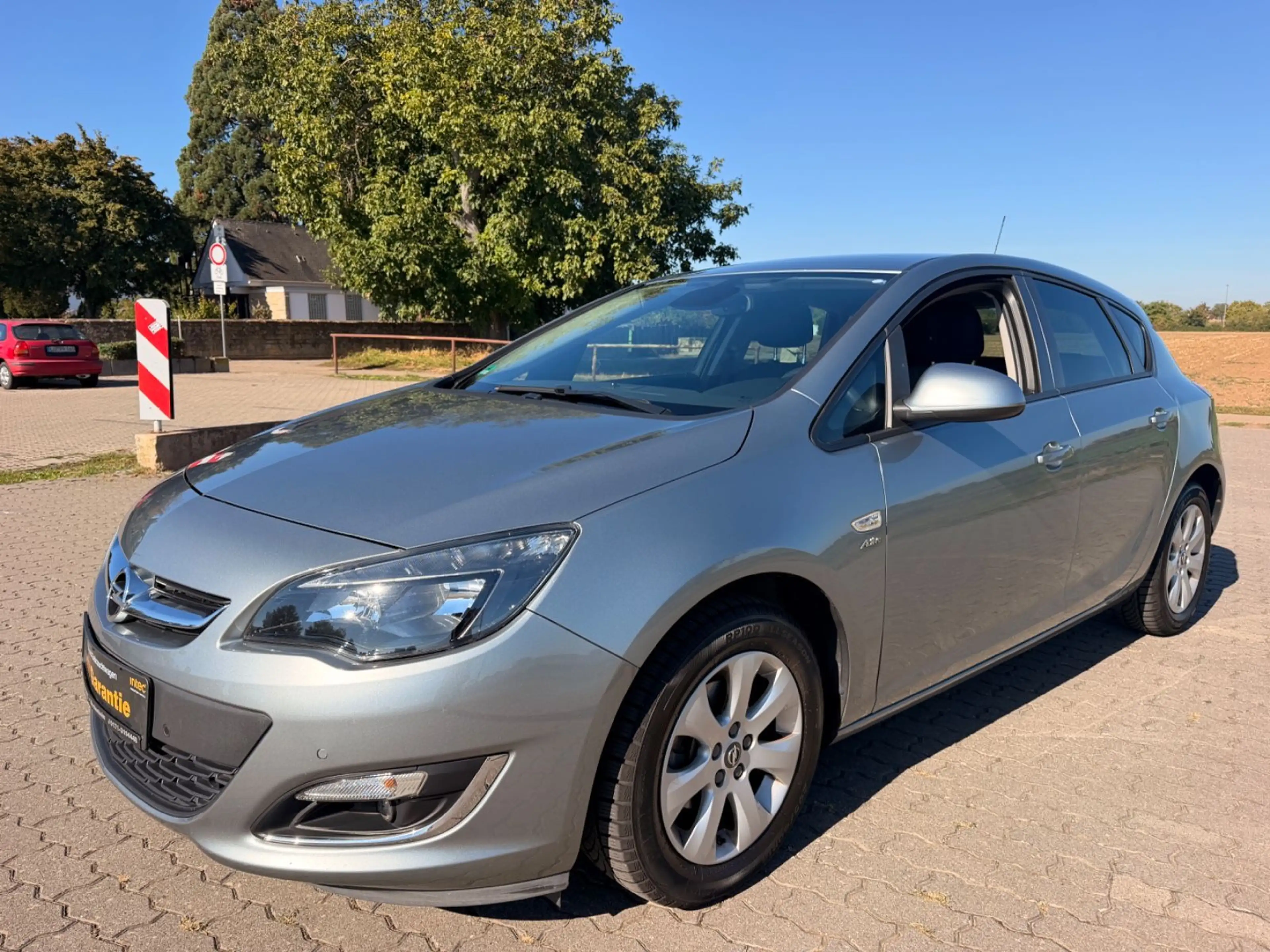 Opel Astra J 1.4 16V Active