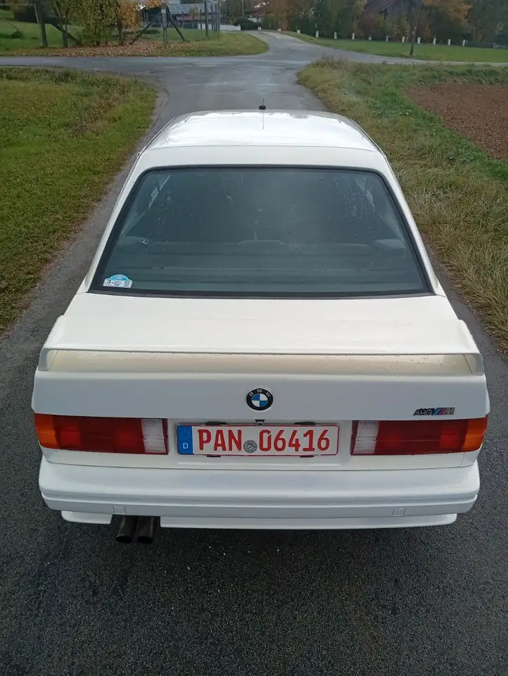 BMW M3 E30 extrem gepflegtes dt. Fahrzeug,unfallfrei, foto 8