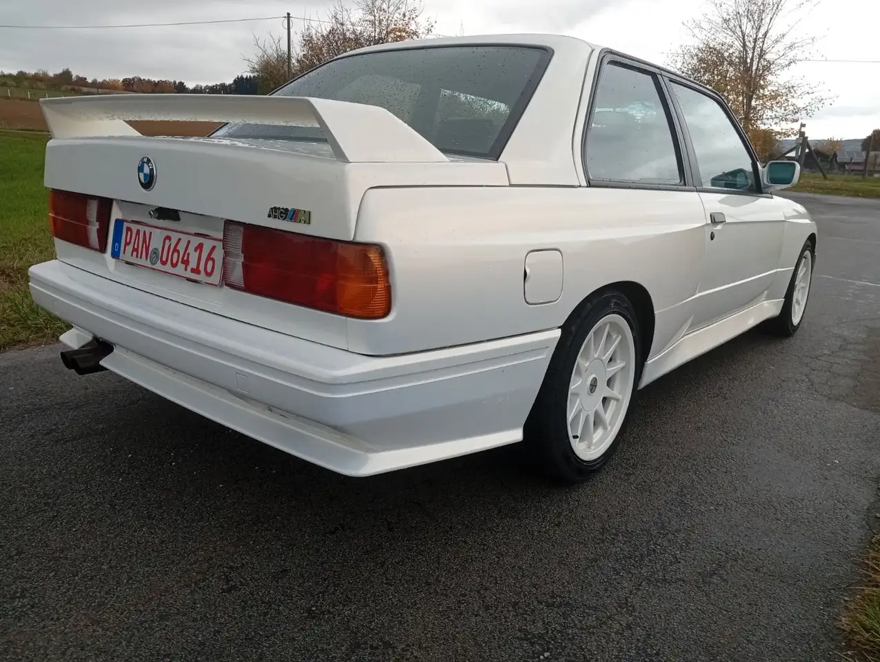 BMW M3 E30 extrem gepflegtes dt. Fahrzeug,unfallfrei, foto 9