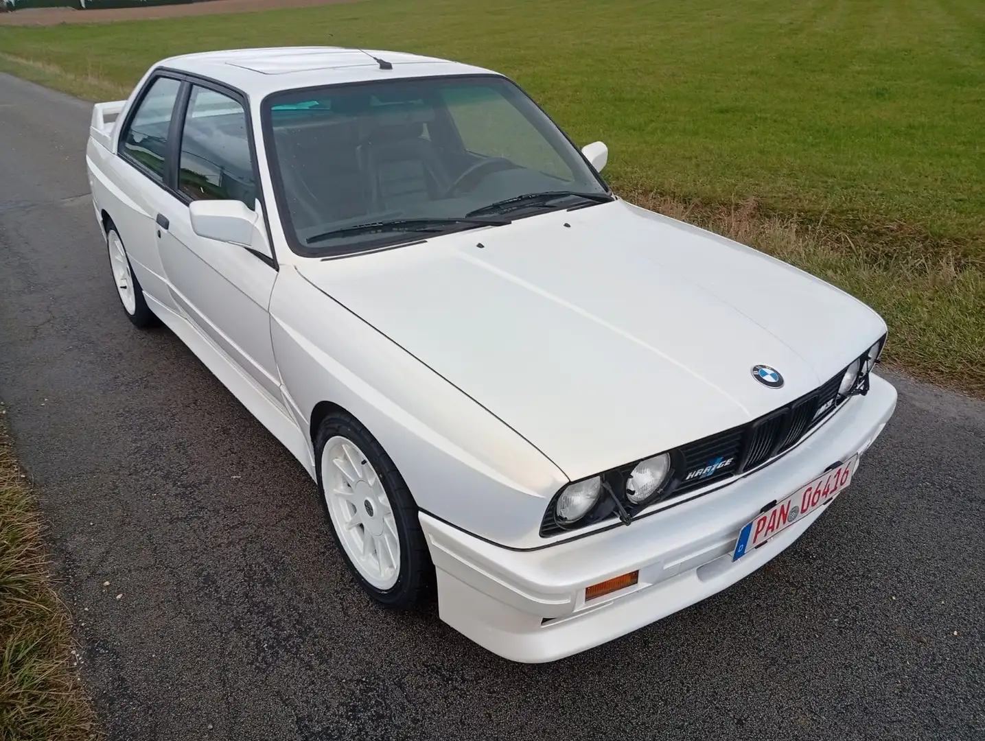 BMW M3 E30 extrem gepflegtes dt. Fahrzeug,unfallfrei Weiß - 2