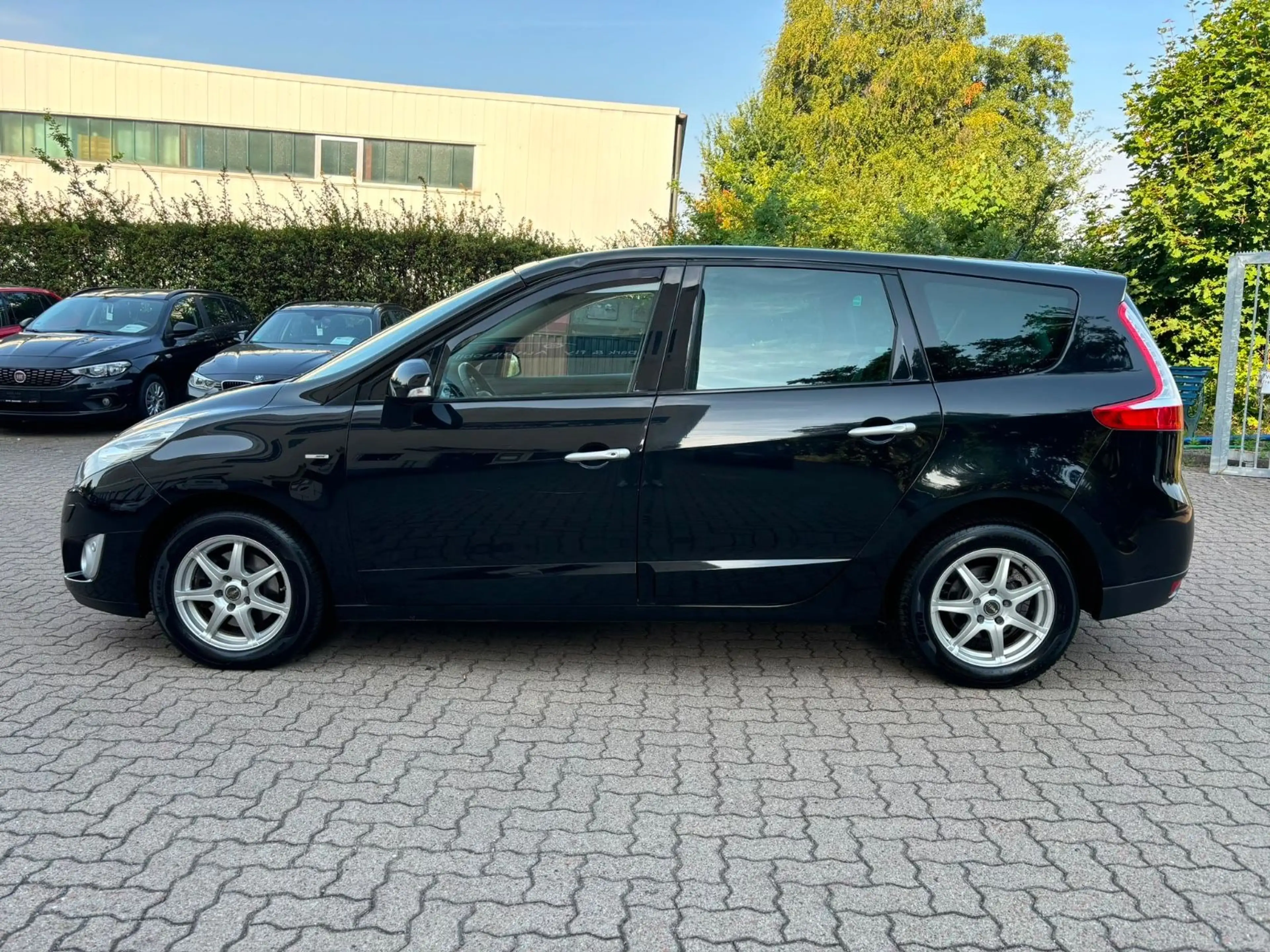 Renault Scenic III BOSE Edition Automatik TÜV NEU — photo 8