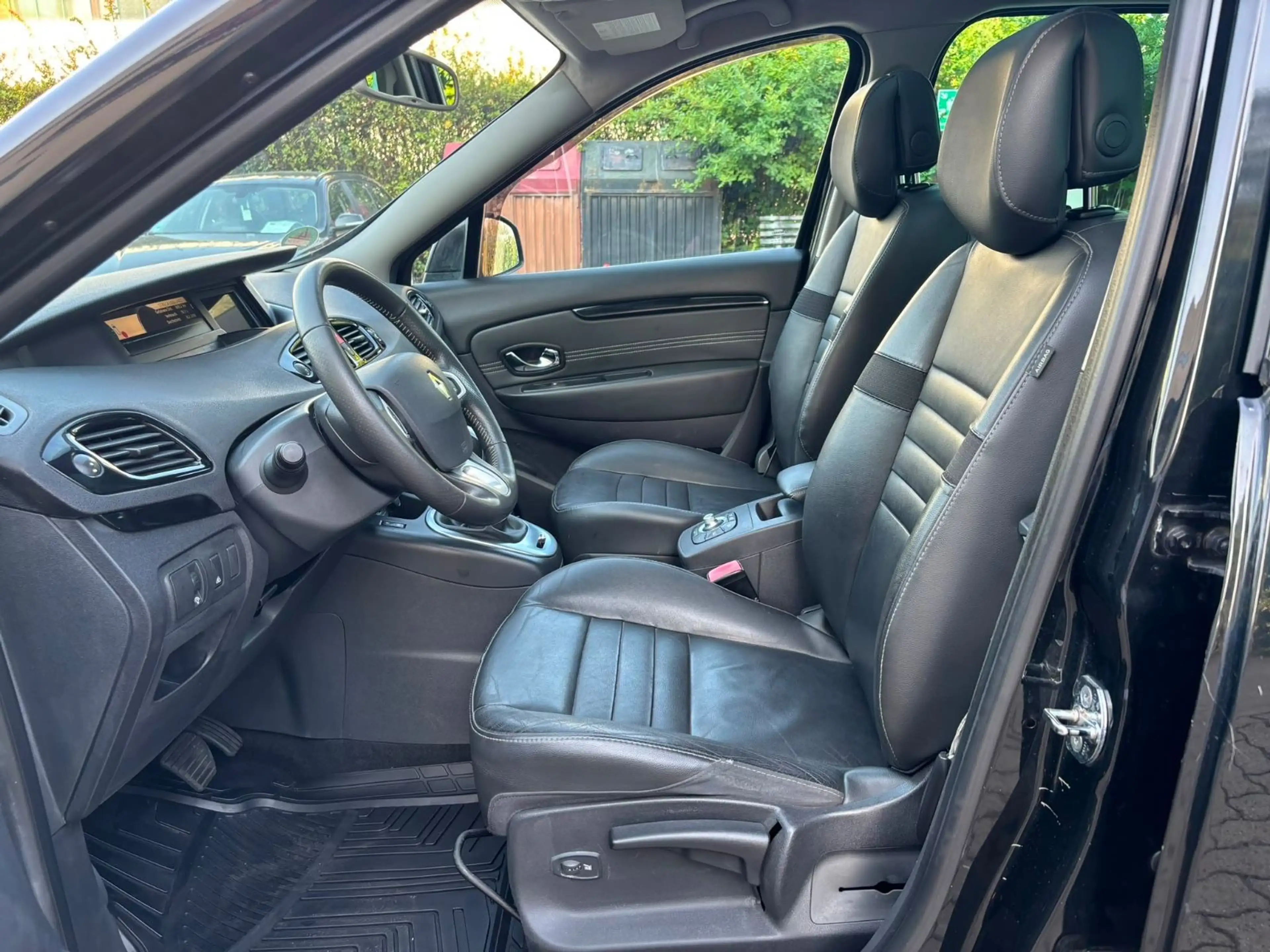Renault Scenic III BOSE Edition Automatik TÜV NEU — photo 13