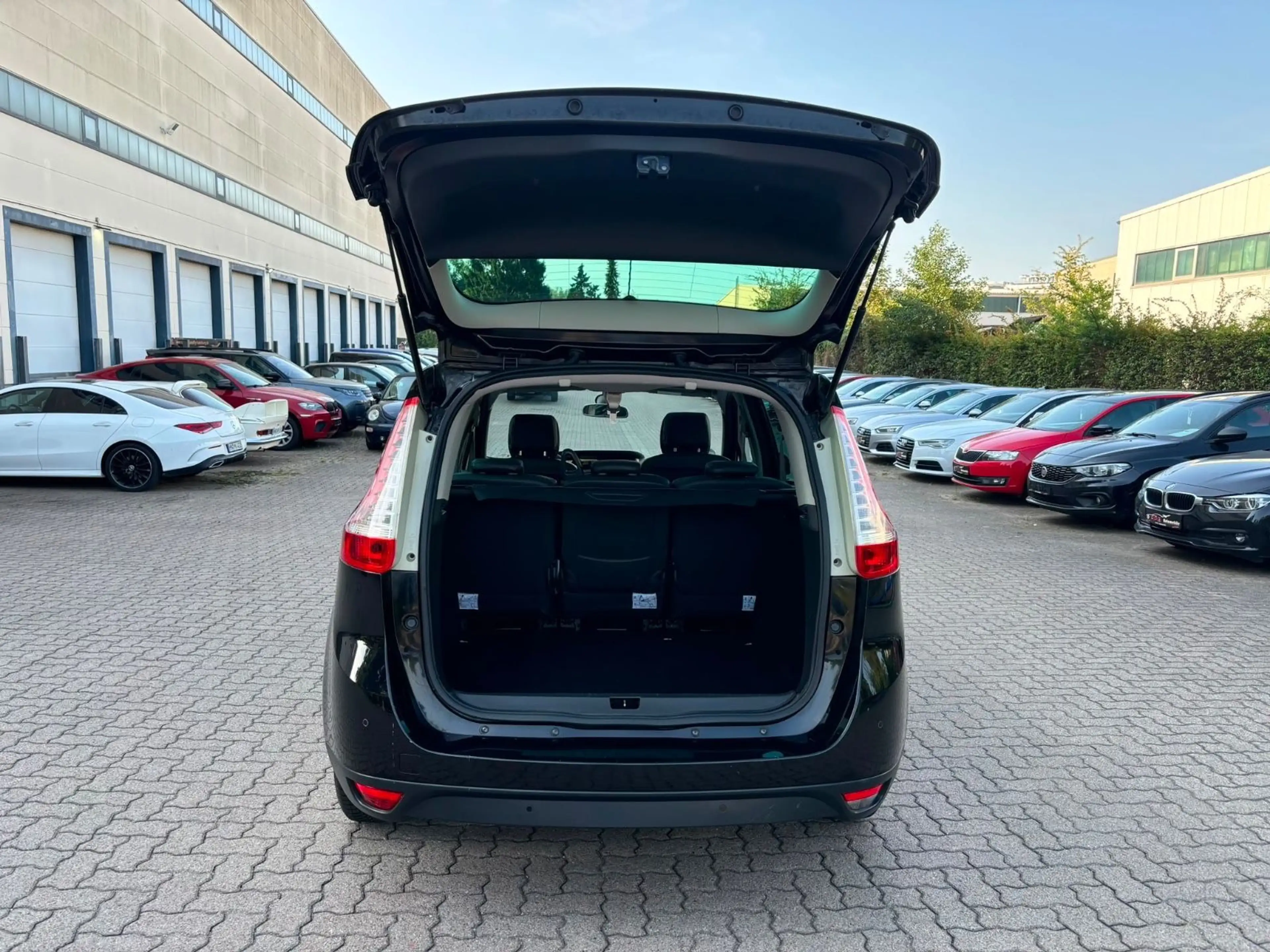 Renault Scenic III BOSE Edition Automatik TÜV NEU — photo 9