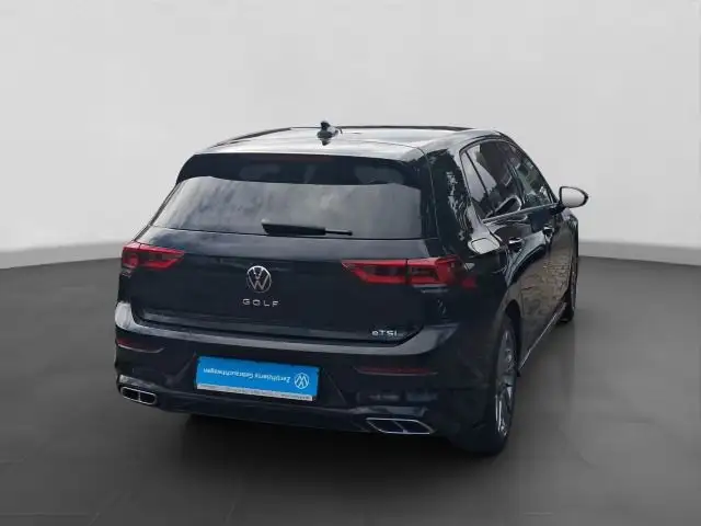 Volkswagen Golf view 3