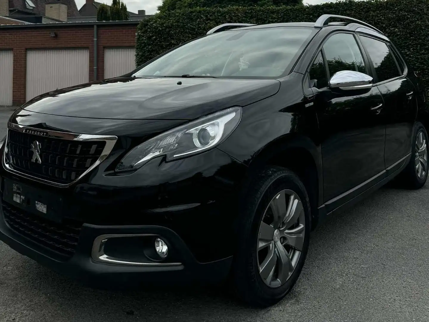 Peugeot 2008 2008 PureTech 82 Style Noir - 1