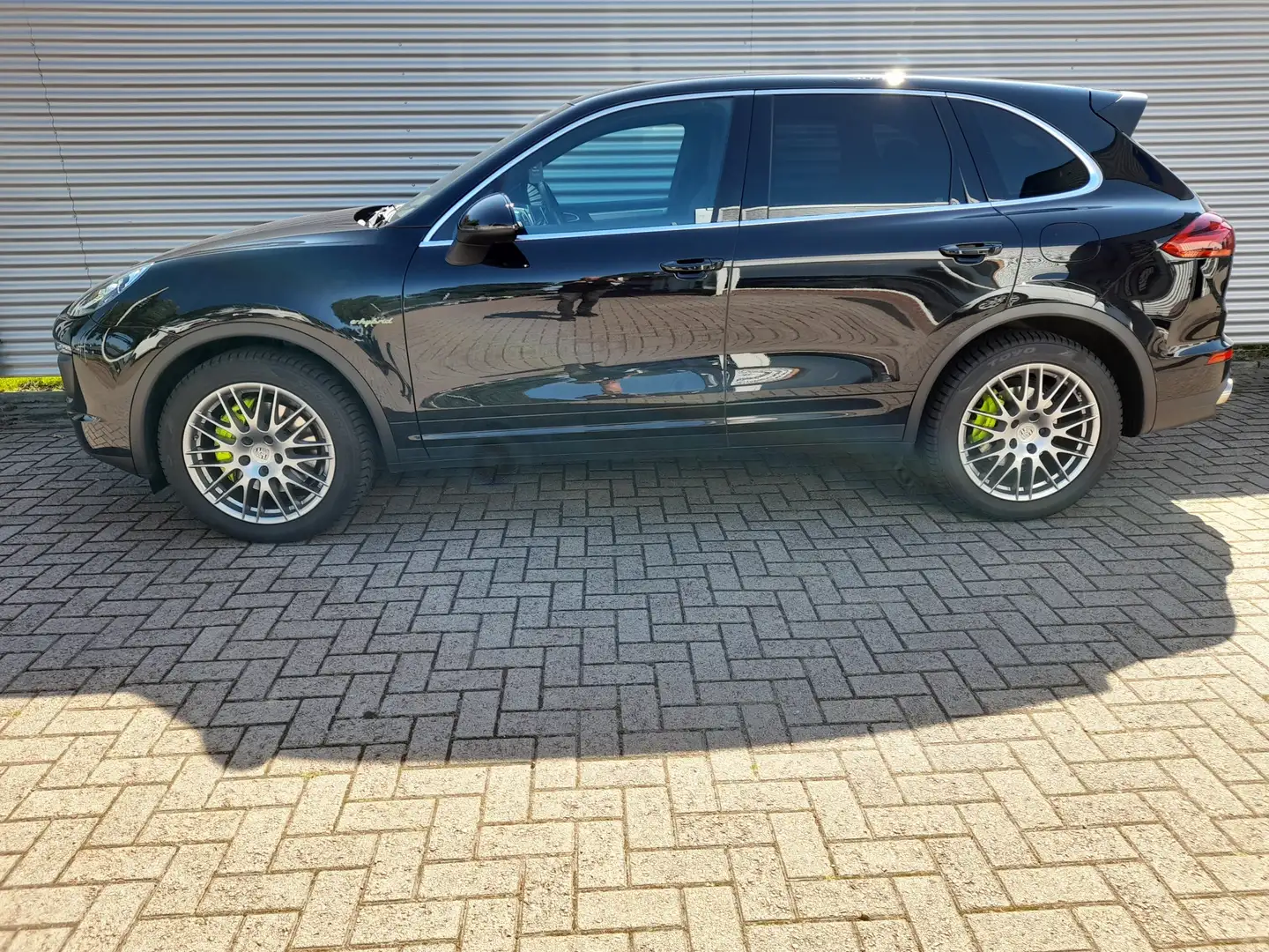 Porsche Cayenne 3.0 S E-Hybrid | Clima | Cruise control | LM Velge Noir - 2