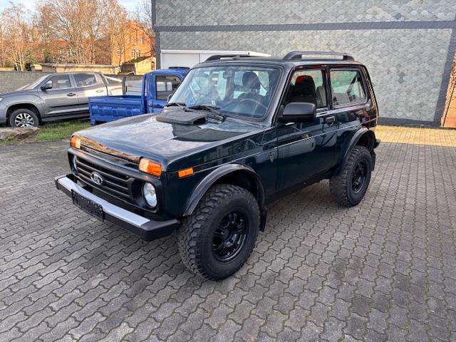 Lada Niva 1.7i 4x4 BRONTO+KLIMA+MODELL2020+AHK1.900kg