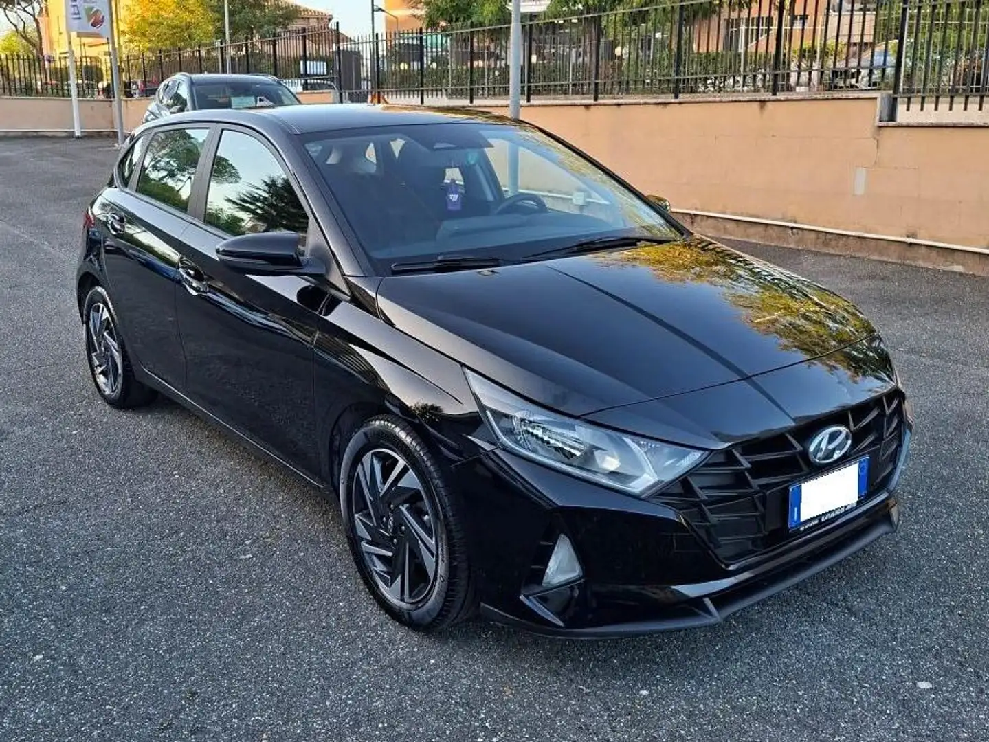 Hyundai i20 i20 III 2021 1.2 mpi Connectline Nero - 2
