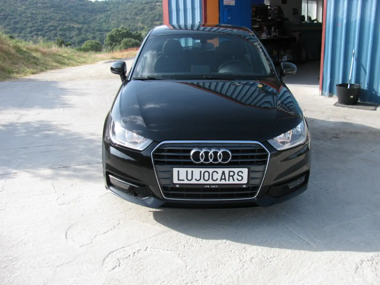 Audi A1 Sportback 1.0 TFSI Design Schwarz - 1