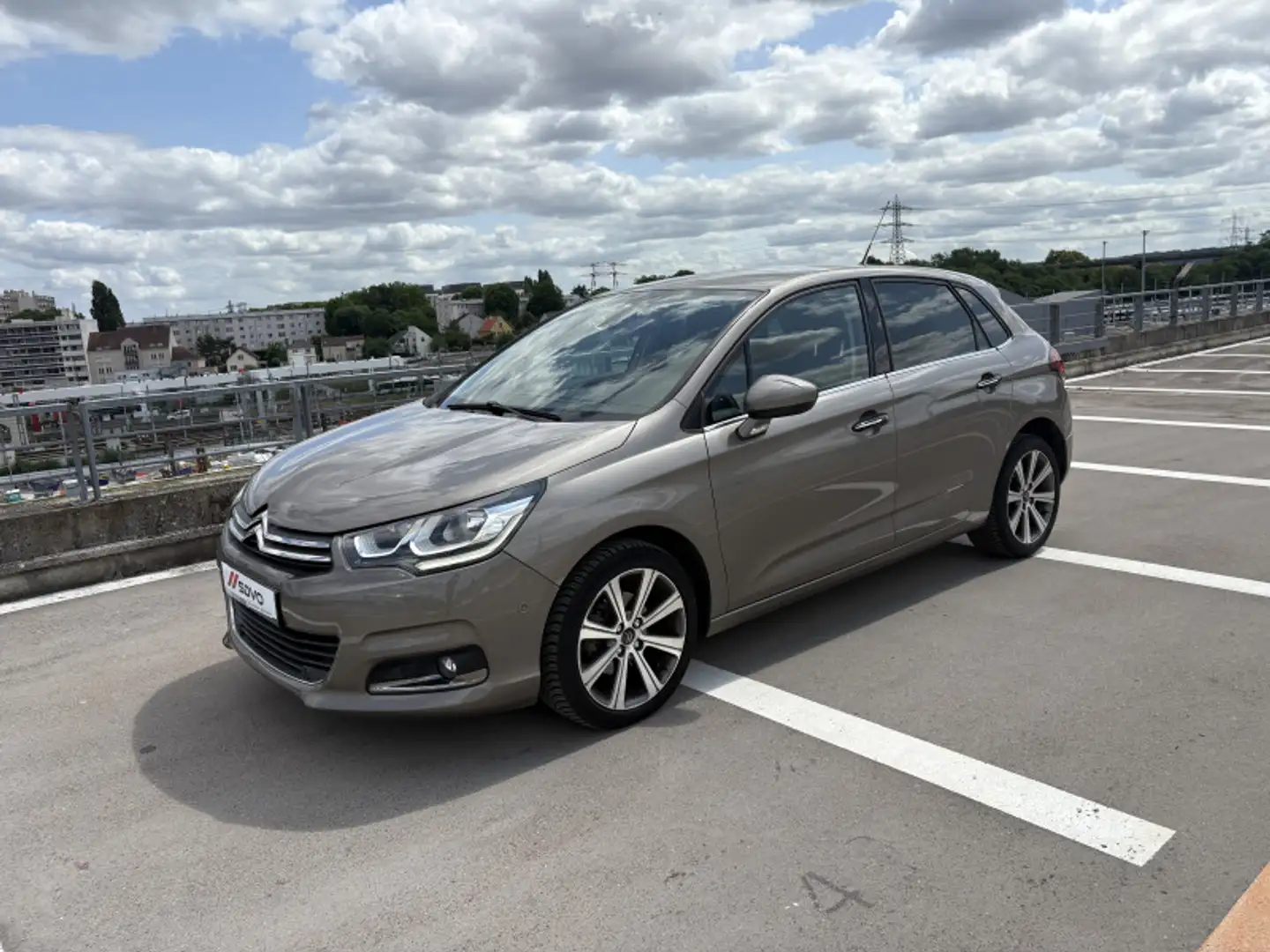 Citroen C4 PURETECH 130CH SHINE S\u0026S EAT6 Gris - 1