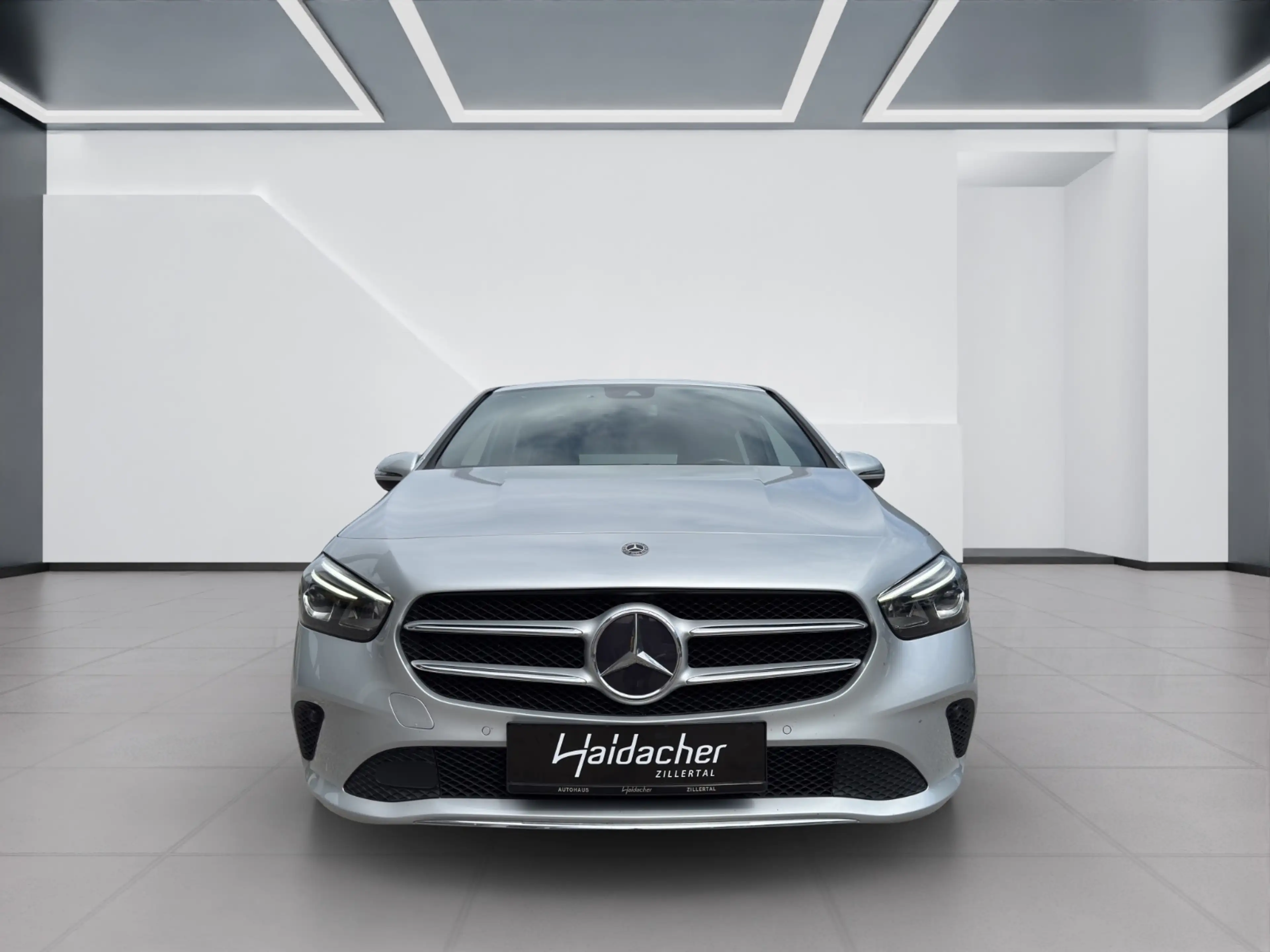 Mercedes-Benz B 220 d Leder RKam Klima Shz Navi — photo 3