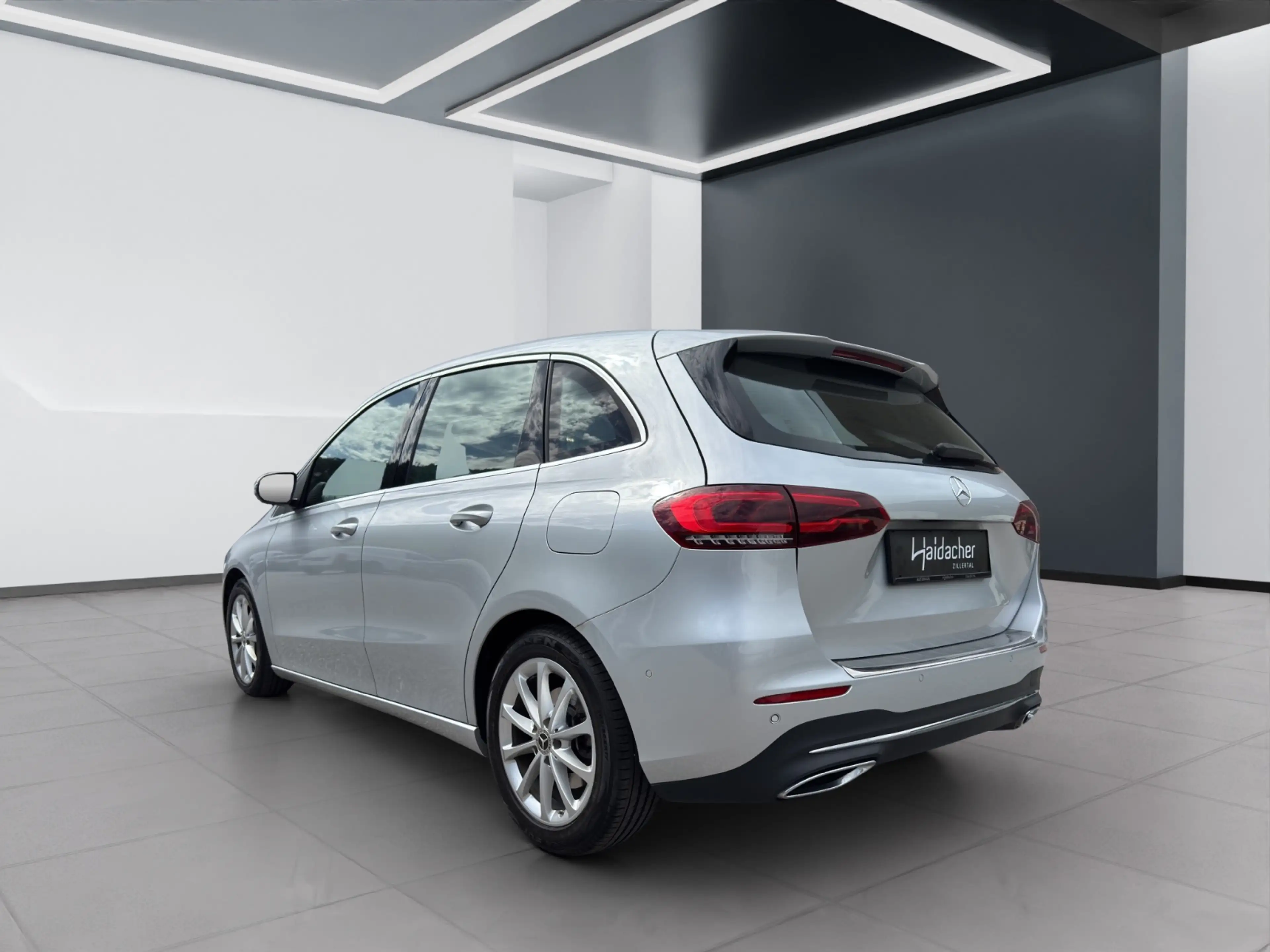 Mercedes-Benz B 220 d Leder RKam Klima Shz Navi — photo 5