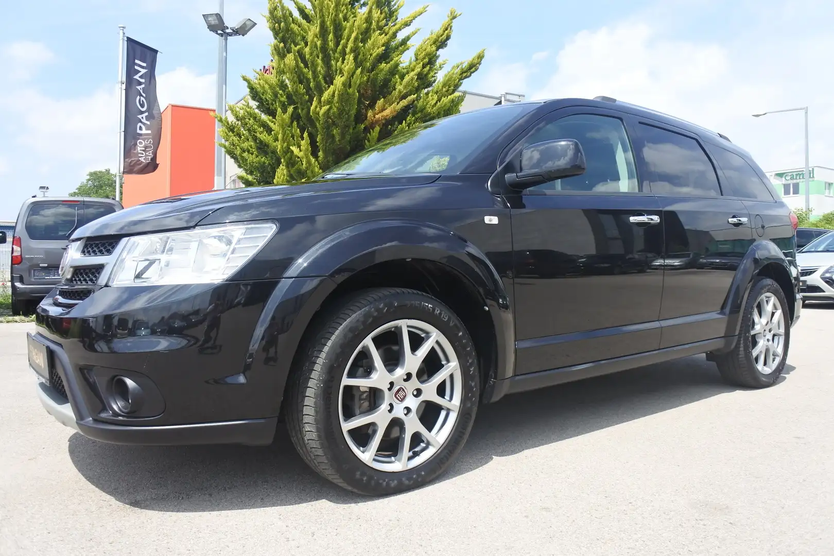 Fiat Freemont 2,0 Multijet II 170 Cross AWD Aut./7 SITZE/VOLL Fekete - 2