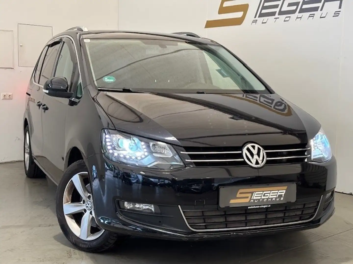 Volkswagen Sharan Comfortline *7 SITZER* BMT 2,0 TDI DPF Negro - 2