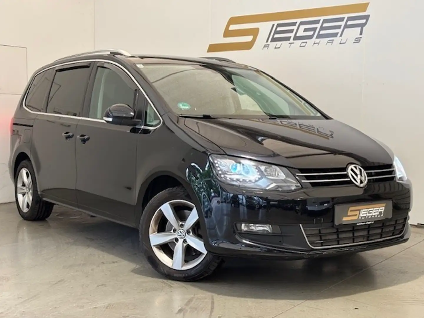 Volkswagen Sharan Comfortline *7 SITZER* BMT 2,0 TDI DPF Negro - 1