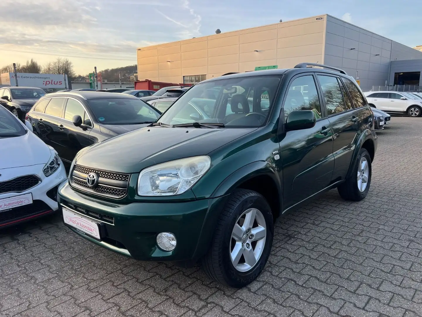 Toyota RAV 4 RAV4 2.0 Sol KLIMA*AHK*EFH*CD-RADIO*MFL* Grün - 1