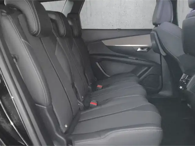 Peugeot 5008 view 14