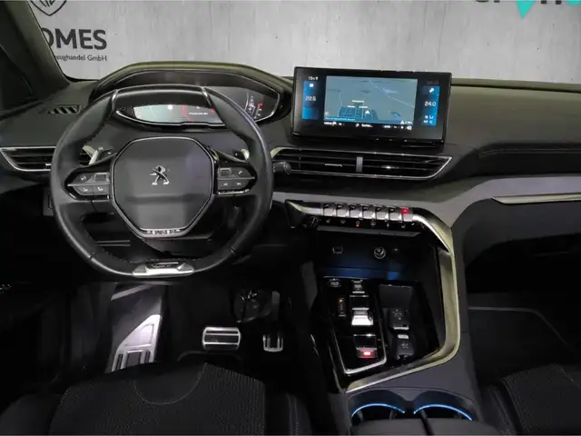 Peugeot 5008 view 12