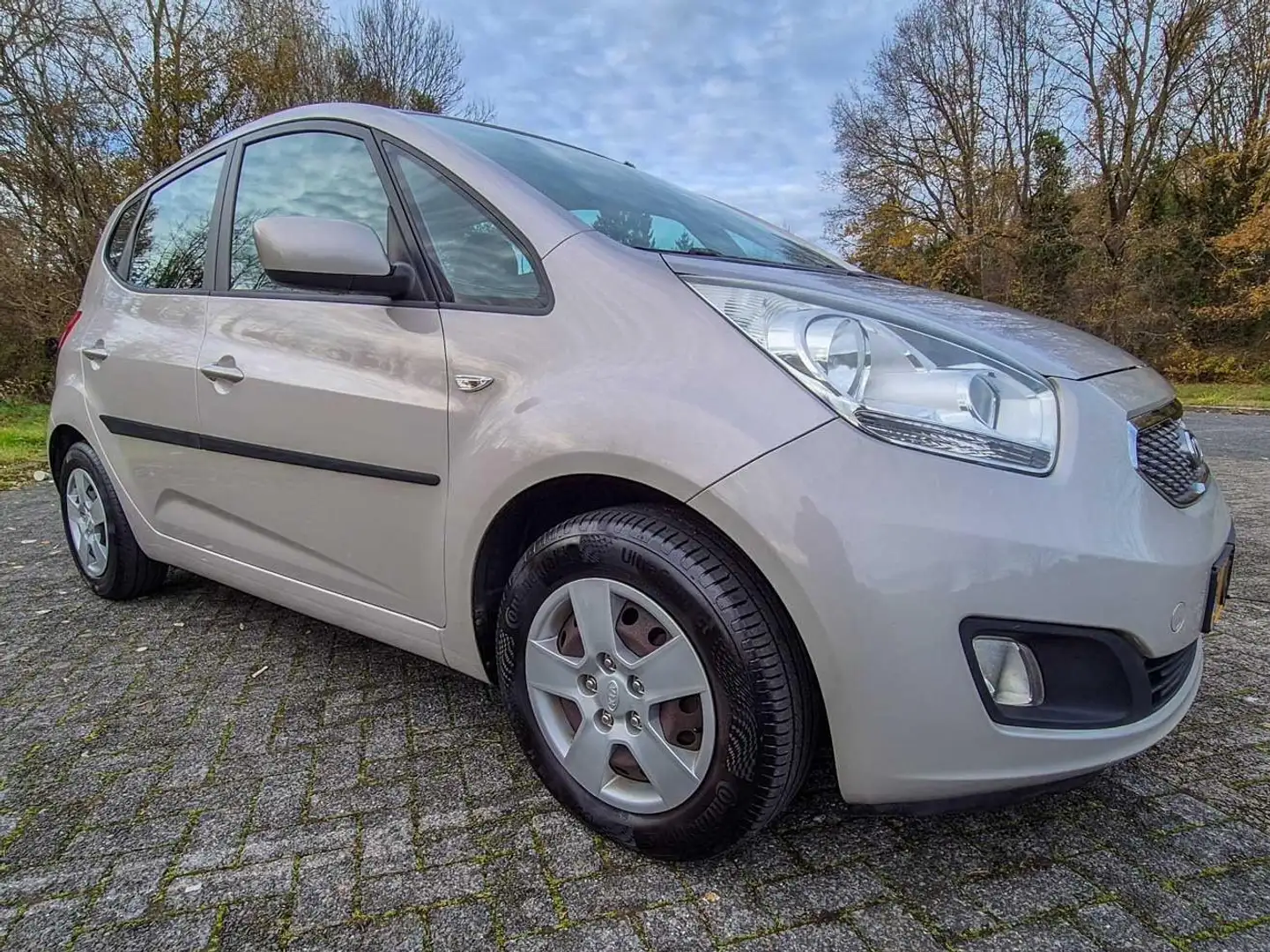 Kia Venga 1.6 CVVT X-tra Argent - 2