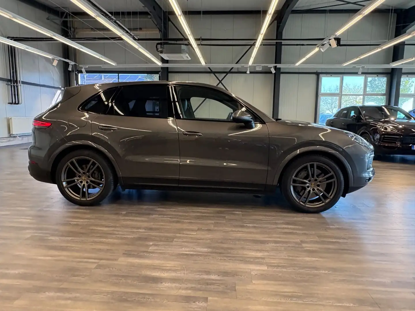 Porsche Cayenne S Luftfahr Pano Matr AHK HUD Bose Chrono Grau - 2