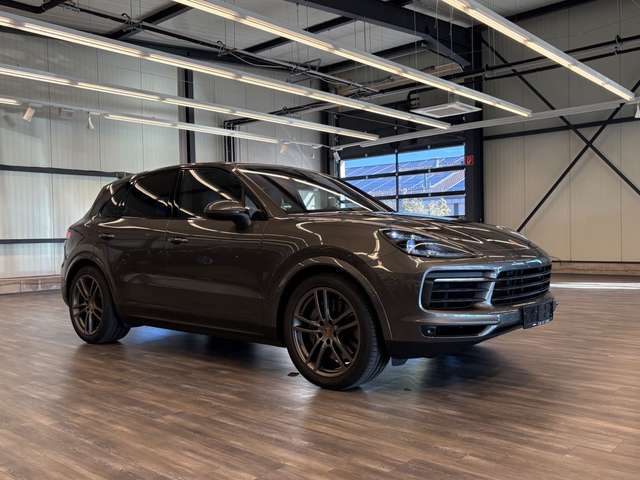 Imagine Porsche Cayenne S Luftfahr Pano Matr AHK HUD Bose Chrono