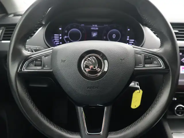 Skoda Octavia view 14