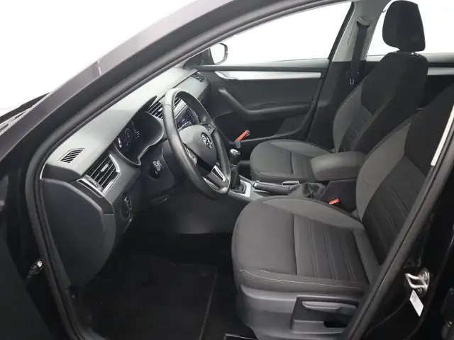 Skoda Octavia view 22