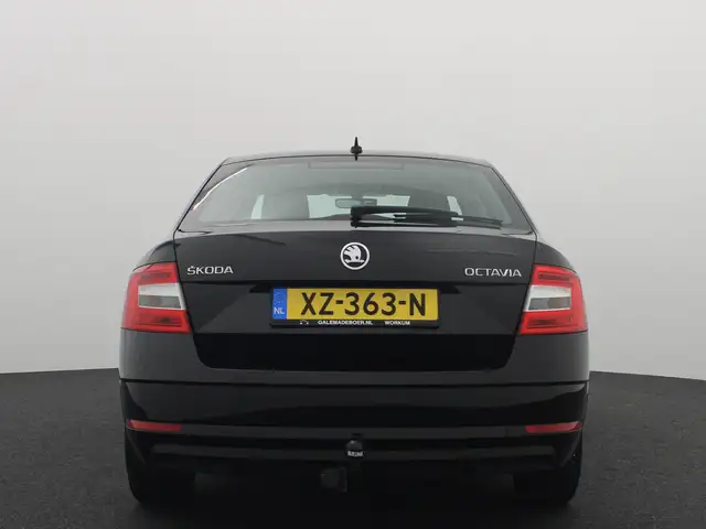 Skoda Octavia view 4
