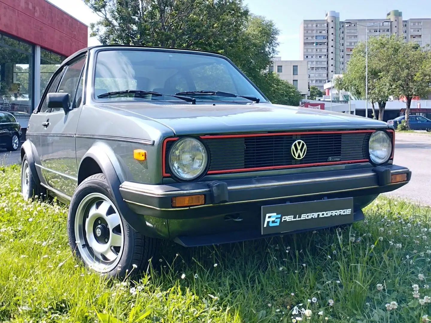 Volkswagen Golf Cabriolet 1.8 GLI Grigio - 1