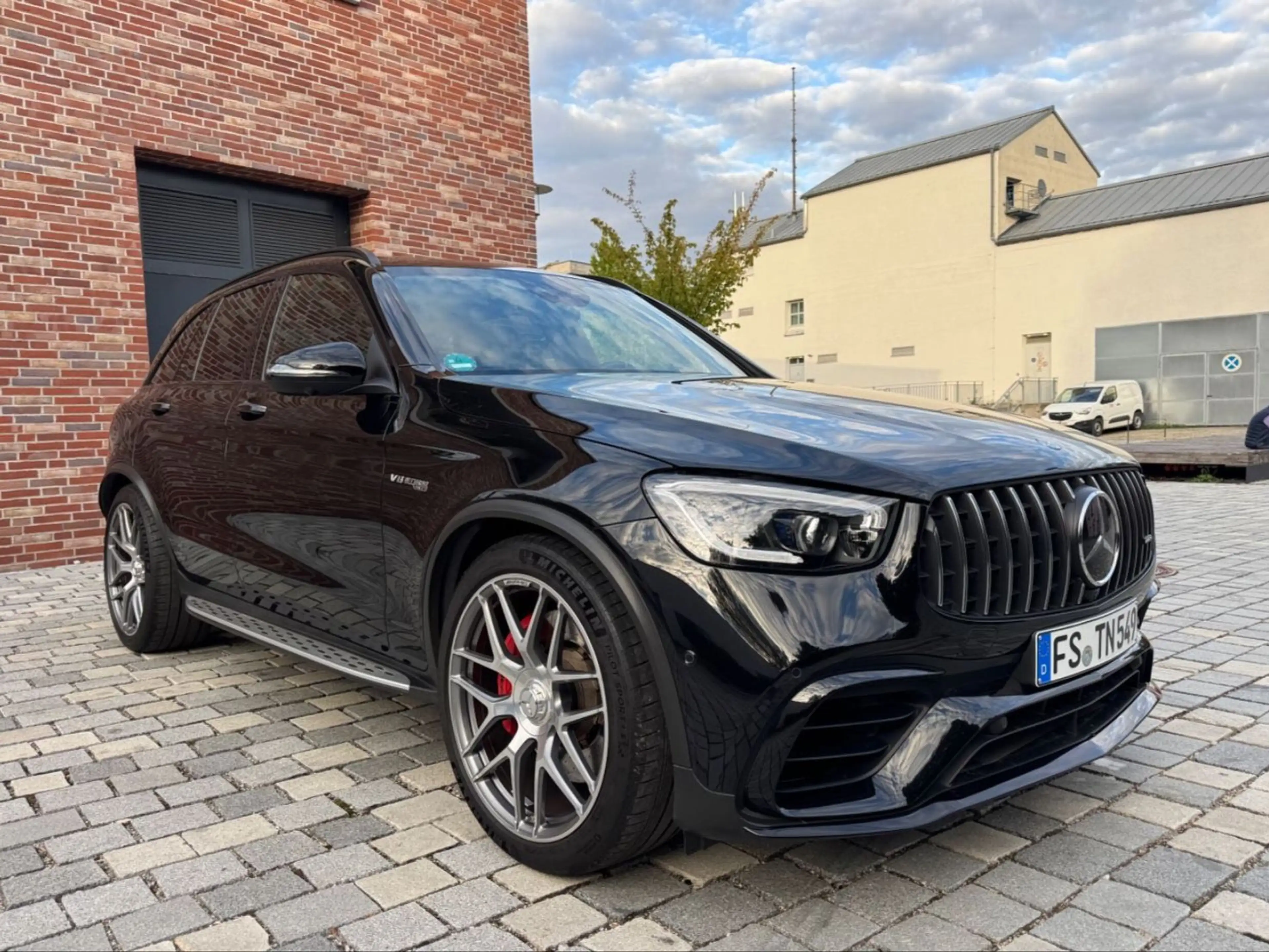 Mercedes-Benz GLC 63 AMG 1 jahr MB Garantie Multi.  LED Burm.