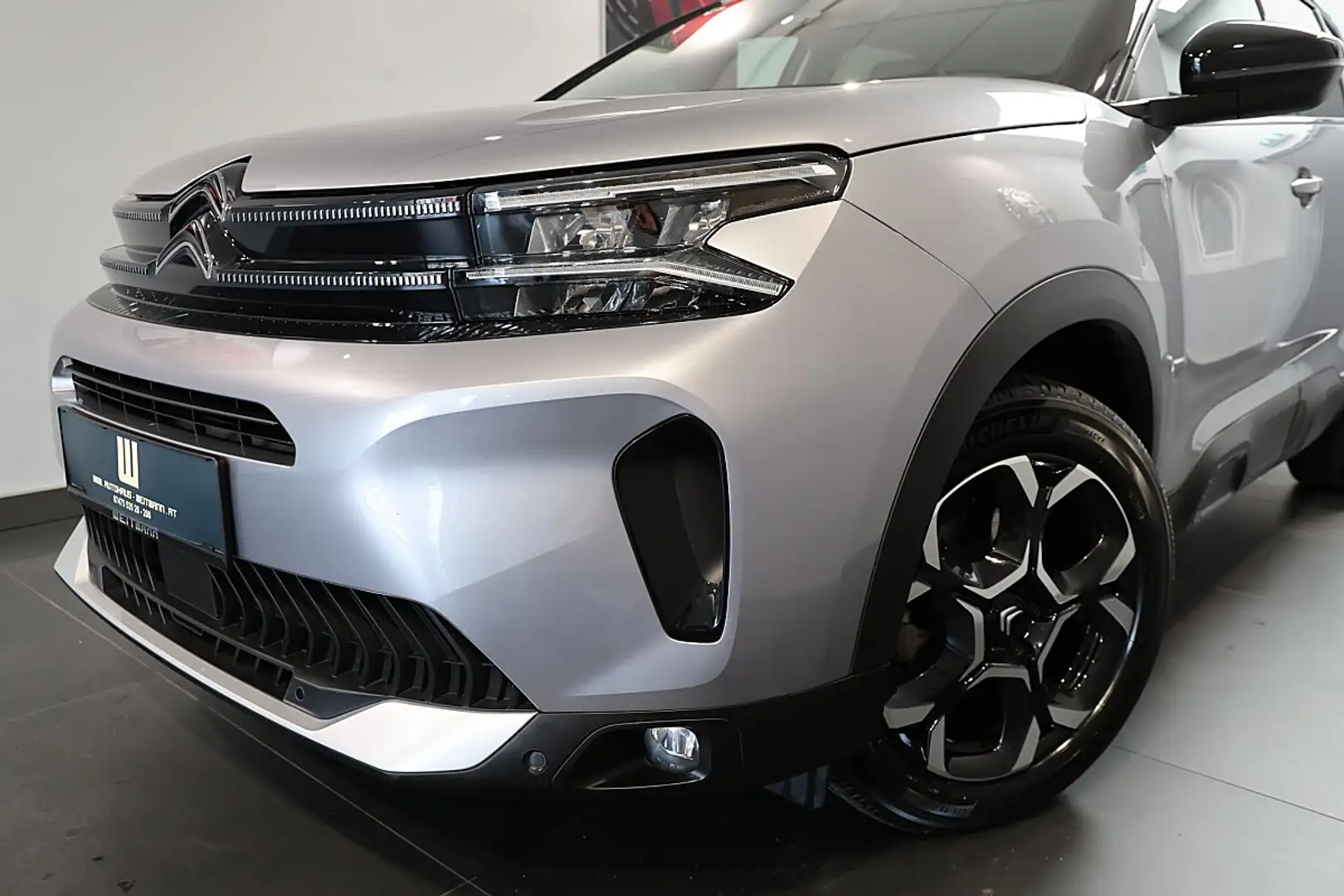 Citroen C5 Aircross BlueHDI 130 S&S EAT8 Feel Pack Grau - 2