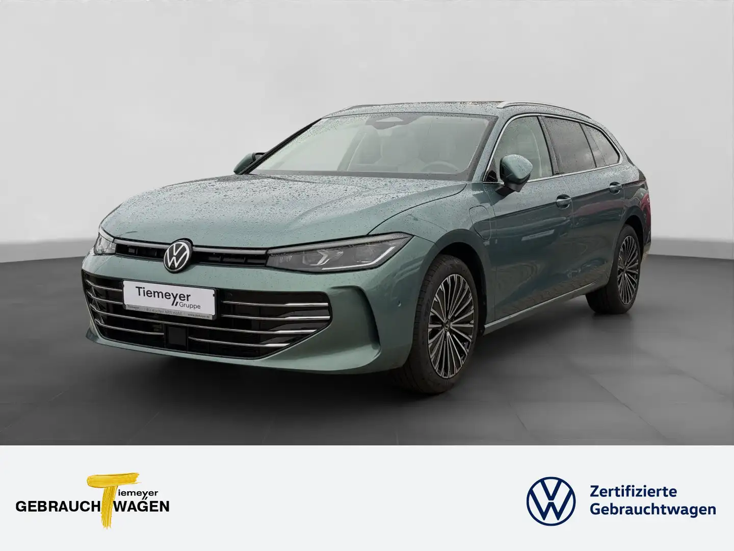 Volkswagen Passat Variant eHybrid BUSINESS UPE70 LM18 PANO Verde - 1