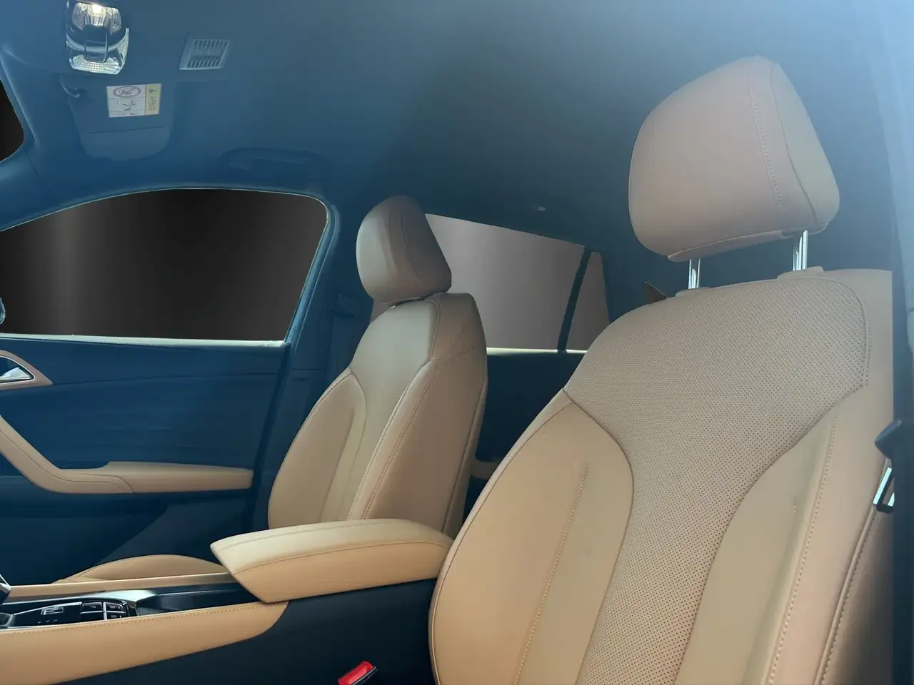 MG HS MG HS Plug-In-Hybrid 14