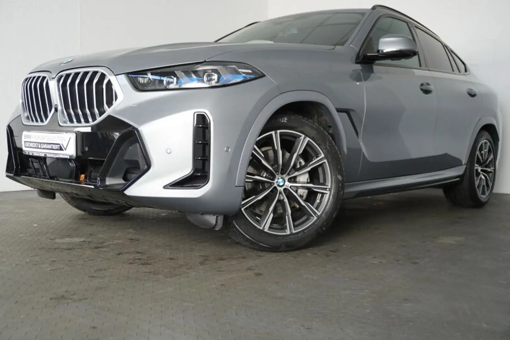 BMW X6 xDrive40d M Sport *SUPER AUSSTATTUNG* Grijs - 2