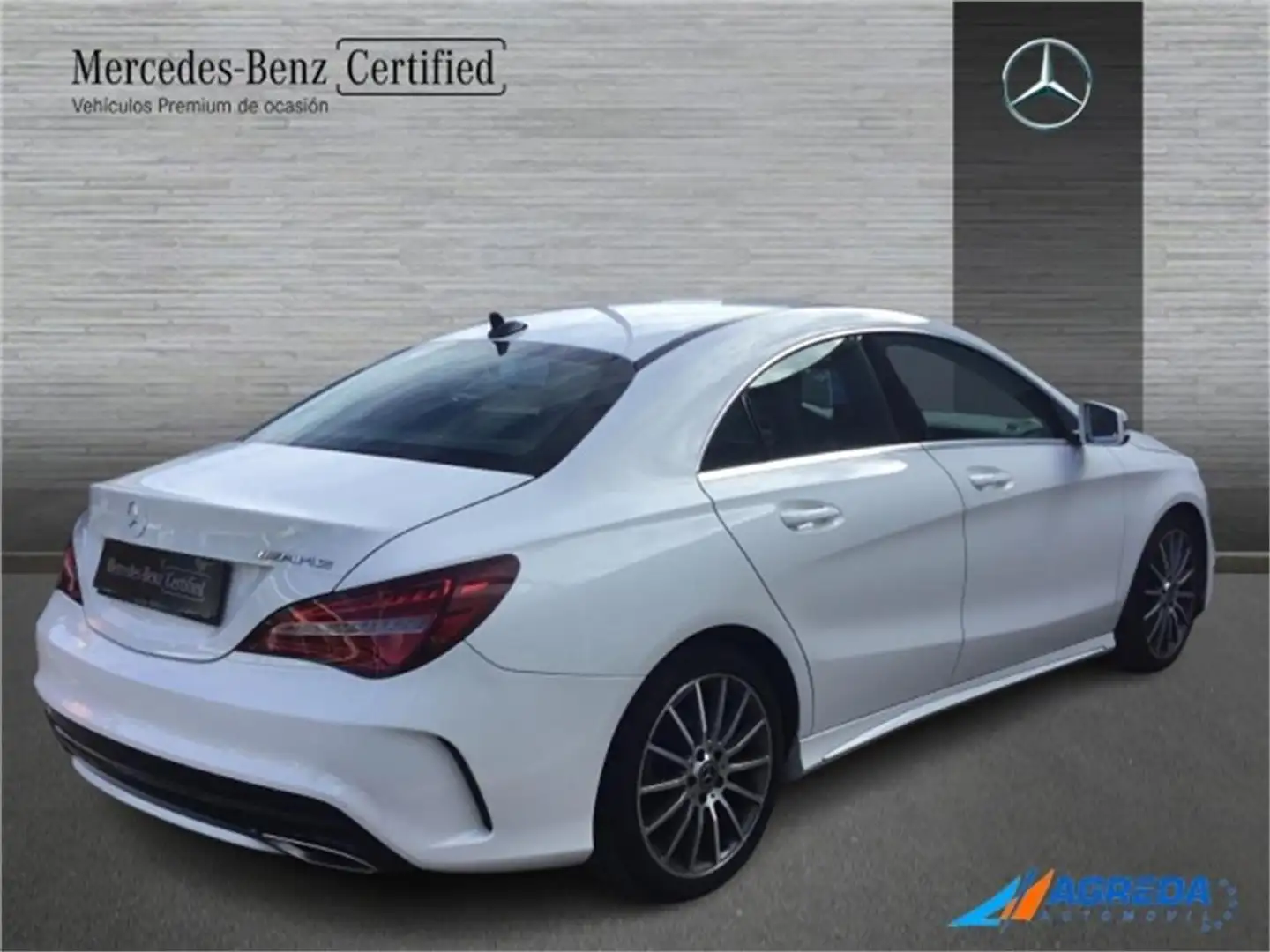 Mercedes-Benz CLA 180 - 2