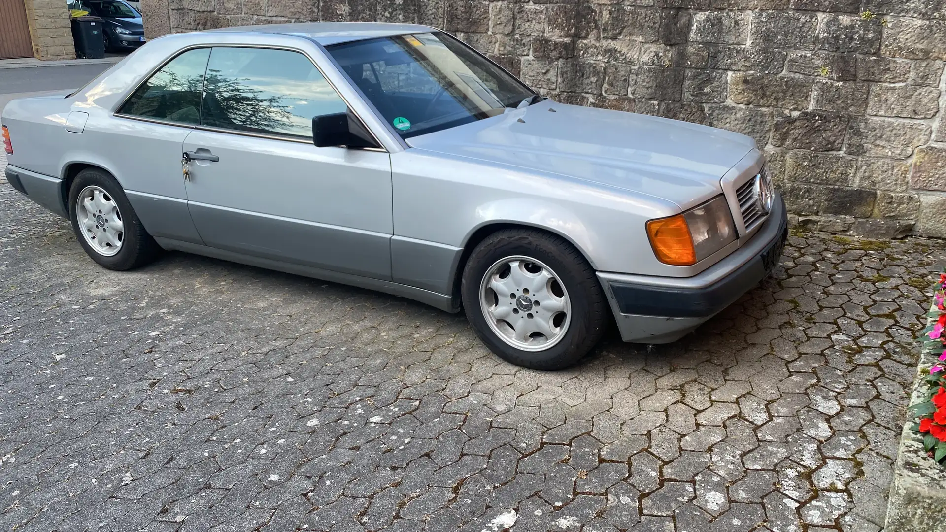 Mercedes-Benz 230 W124 Сірий - 1