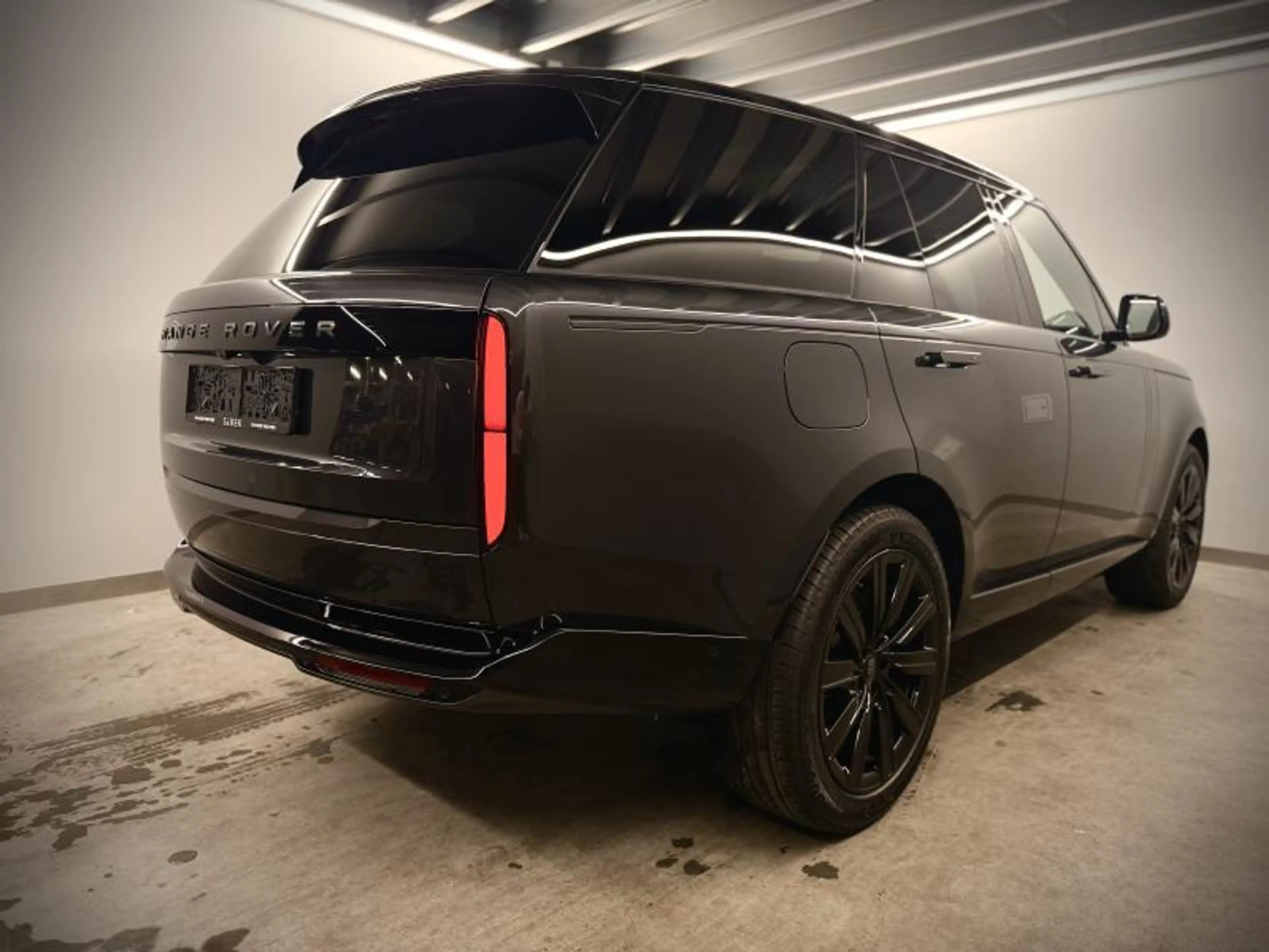 Land Rover Range Rover P460e HSE 27MY — photo 4