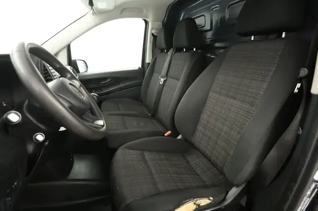 Mercedes-Benz Vito view 10