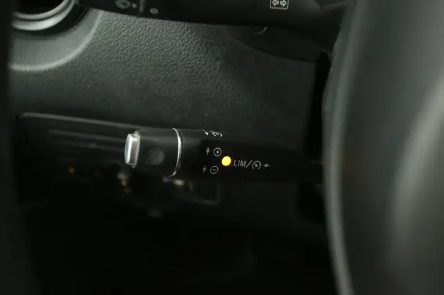 Mercedes-Benz Vito view 15
