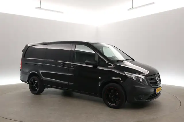 Mercedes-Benz Vito view 6